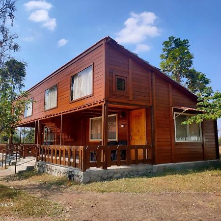 ลาภฐิ รีสอร์ต Bed & Breakfast มาสินากุดี ภายนอก รูปภาพ