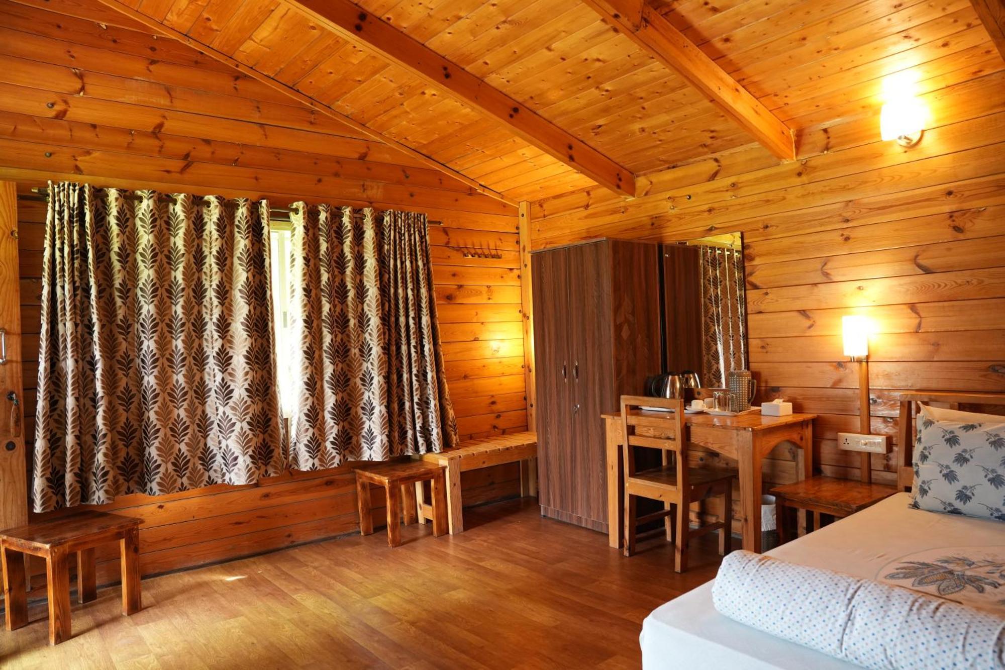 ลาภฐิ รีสอร์ต Bed & Breakfast มาสินากุดี ภายนอก รูปภาพ