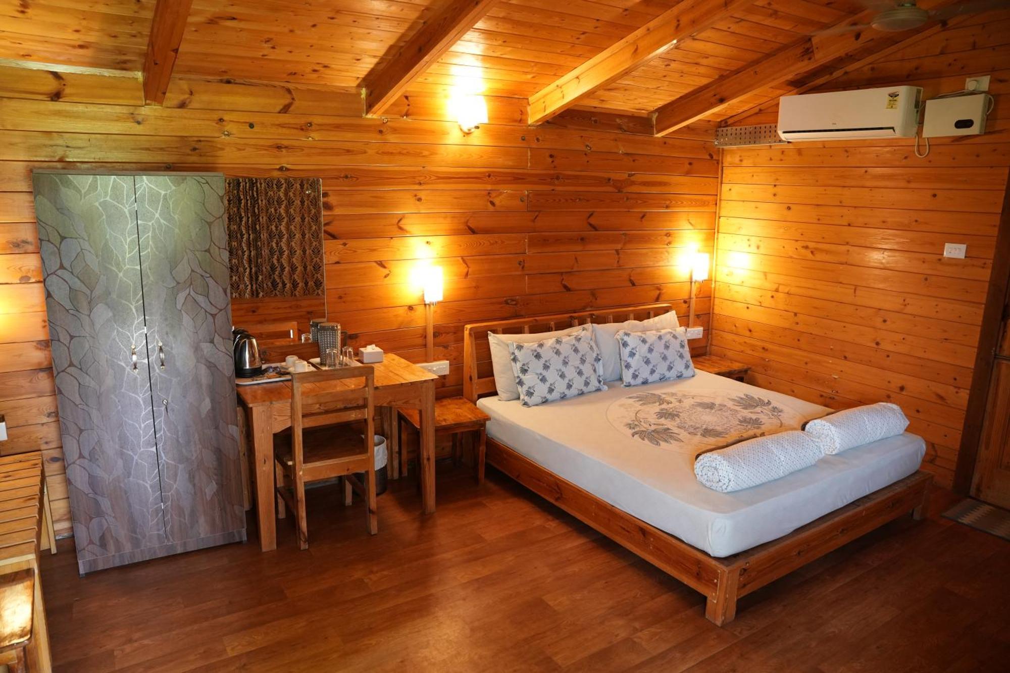 ลาภฐิ รีสอร์ต Bed & Breakfast มาสินากุดี ภายนอก รูปภาพ