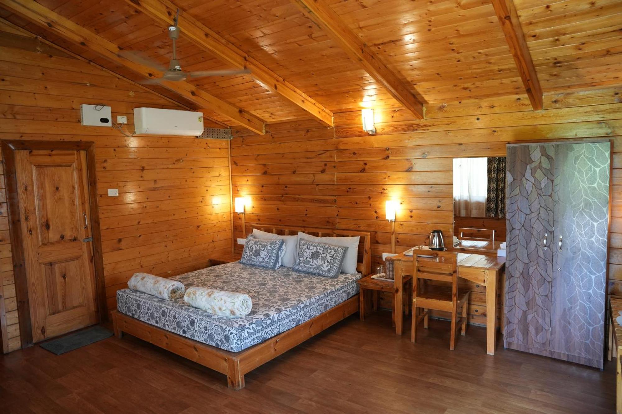 ลาภฐิ รีสอร์ต Bed & Breakfast มาสินากุดี ภายนอก รูปภาพ