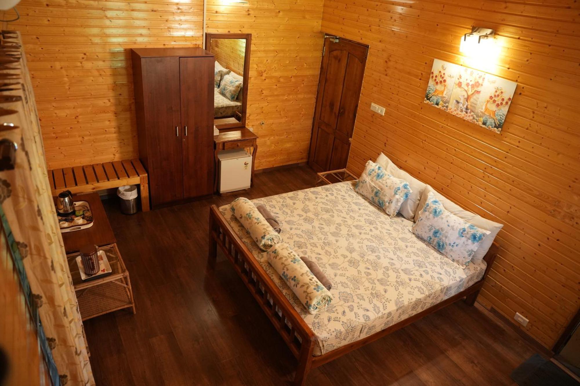 ลาภฐิ รีสอร์ต Bed & Breakfast มาสินากุดี ภายนอก รูปภาพ