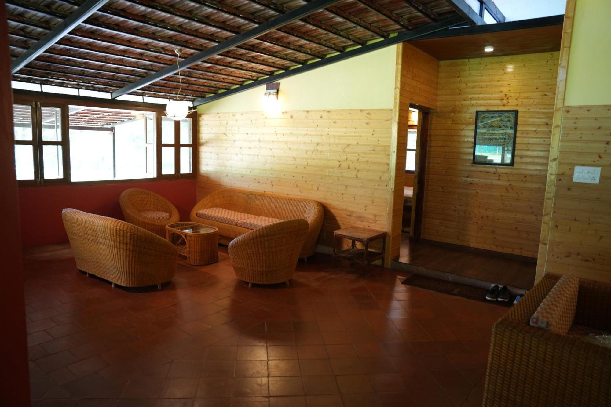 ลาภฐิ รีสอร์ต Bed & Breakfast มาสินากุดี ภายนอก รูปภาพ