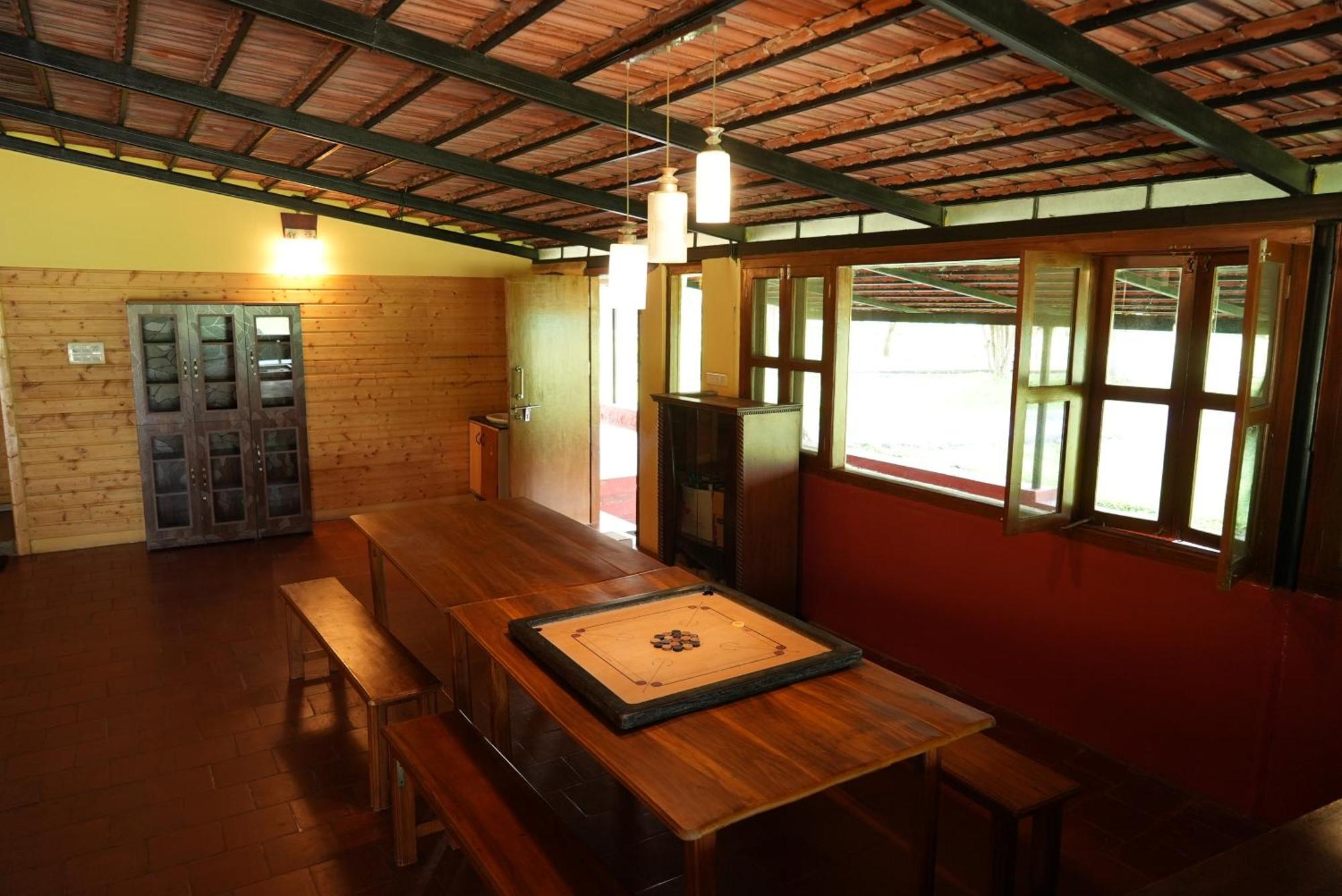 ลาภฐิ รีสอร์ต Bed & Breakfast มาสินากุดี ภายนอก รูปภาพ
