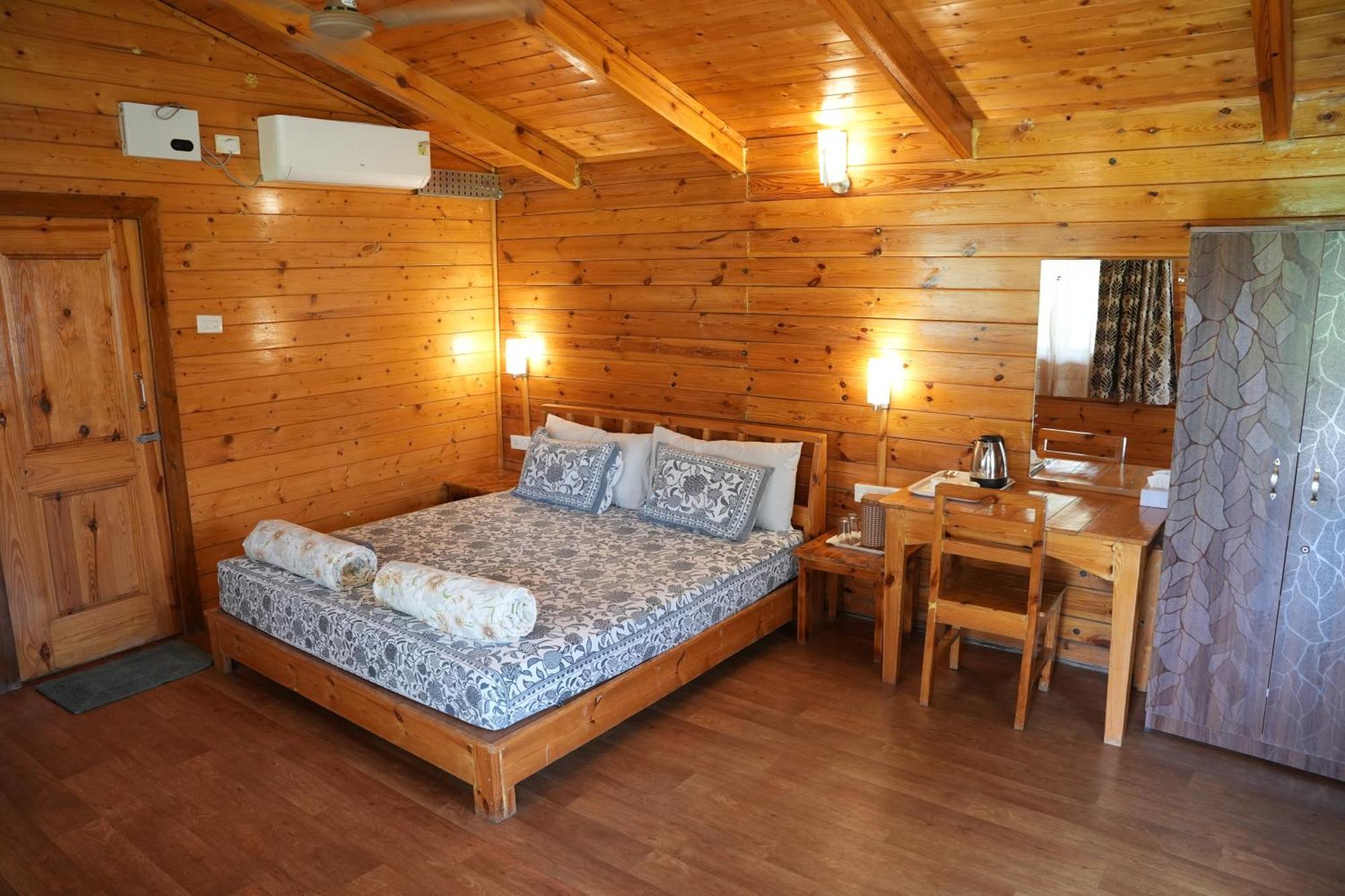 ลาภฐิ รีสอร์ต Bed & Breakfast มาสินากุดี ภายนอก รูปภาพ